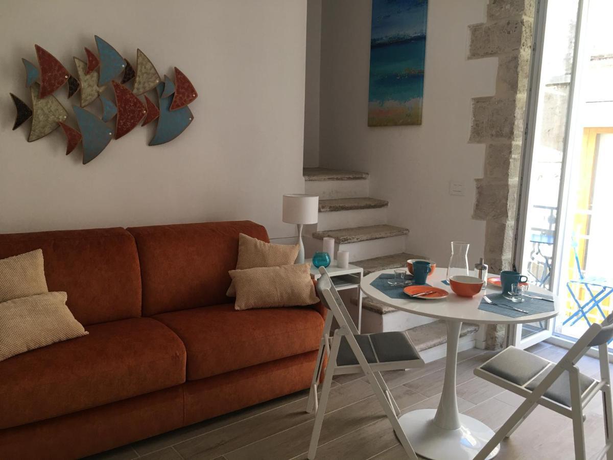 La Terrazza Sul Mare - Dimora Di Charme Apartment Giovinazzo Exterior photo