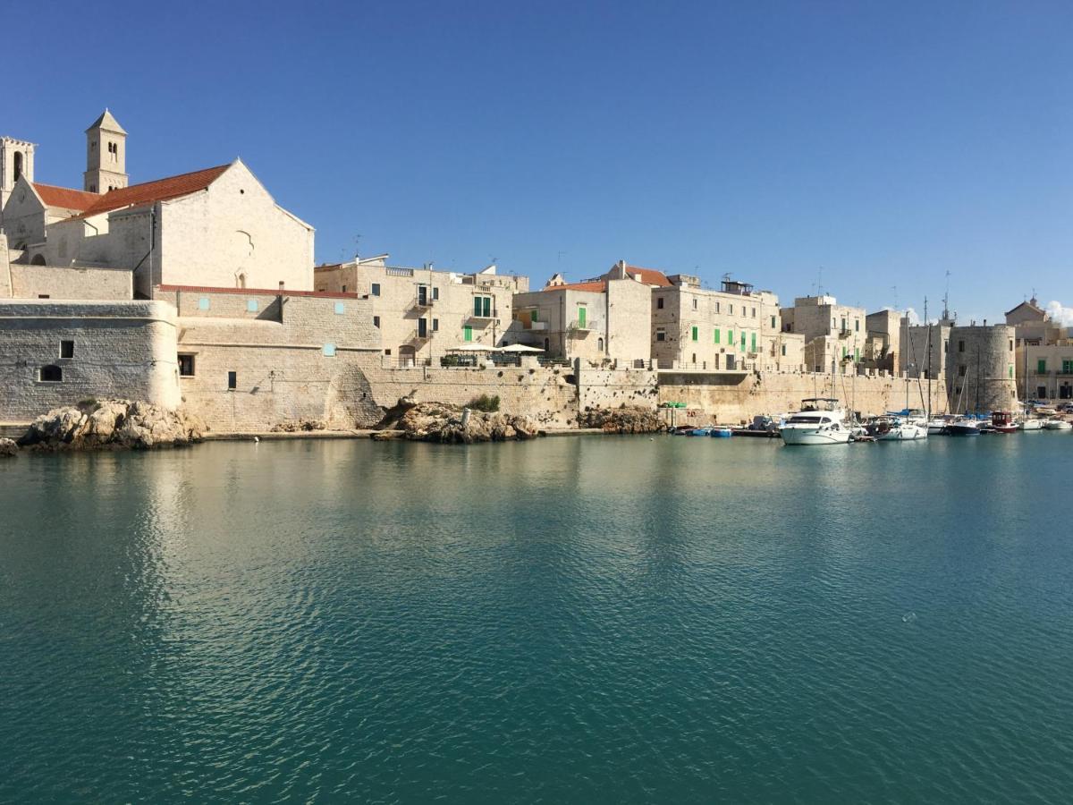 La Terrazza Sul Mare - Dimora Di Charme Apartment Giovinazzo Exterior photo