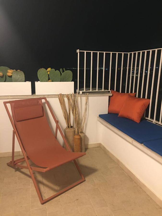 La Terrazza Sul Mare - Dimora Di Charme Apartment Giovinazzo Exterior photo