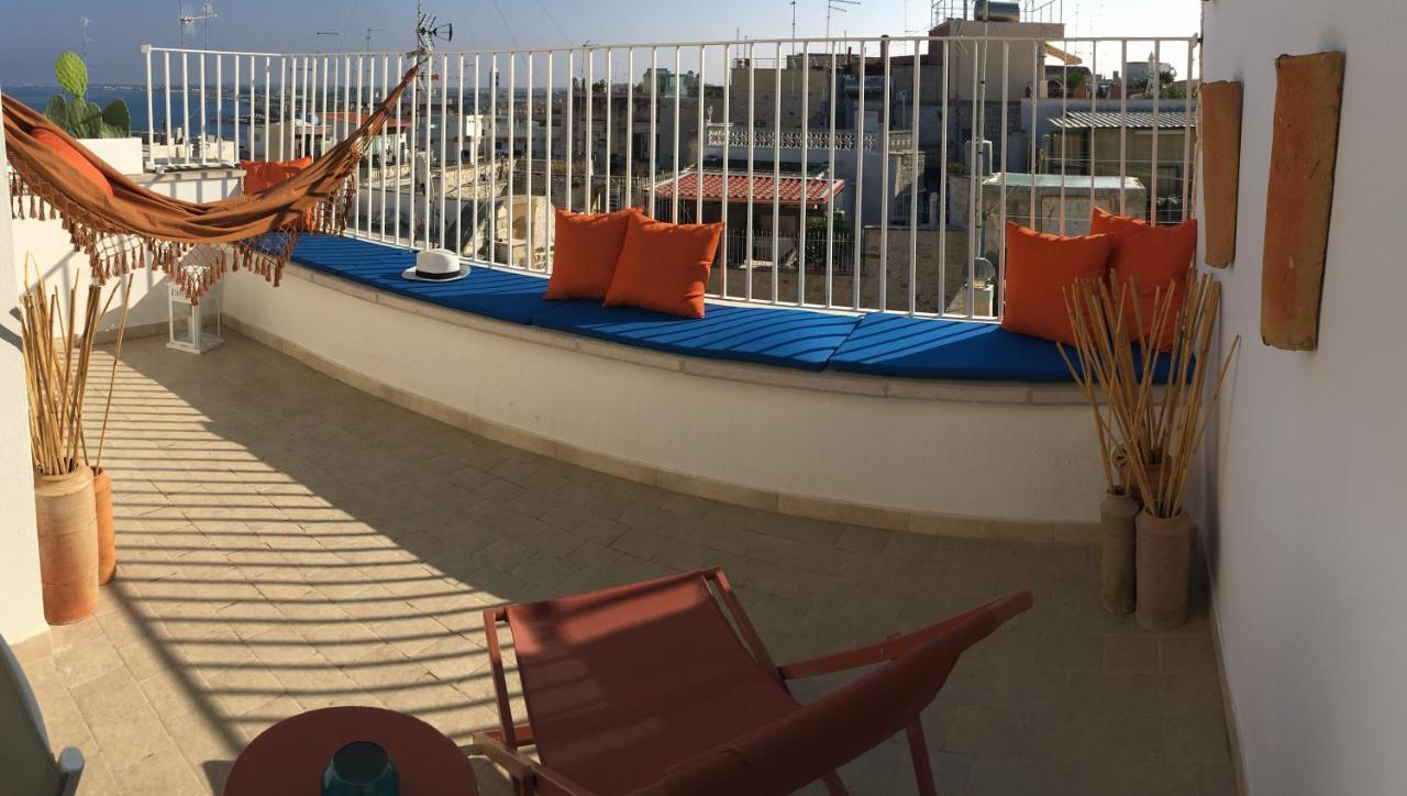 La Terrazza Sul Mare - Dimora Di Charme Apartment Giovinazzo Exterior photo